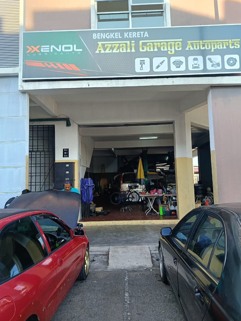 21bf310f-cd23-490c-87d7-349a1555f9d3